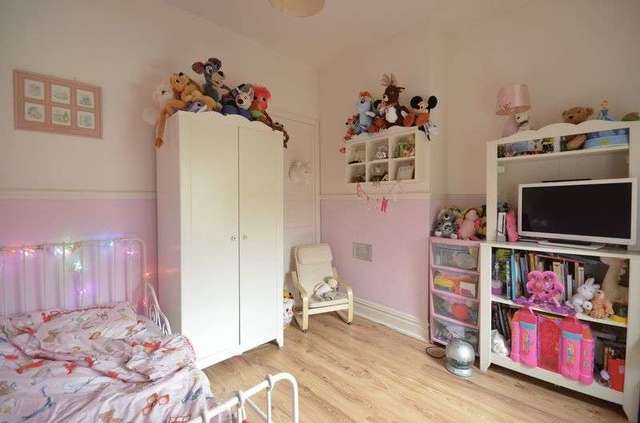 Image of 3 bedroom Terraced house for sale in Victoria Road Runcorn WA7 at Victoria Road  Runcorn, WA7 5BN