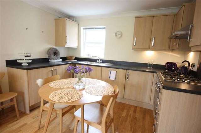  Image of 1 bedroom Apartment to rent in Wall Cottage Drive Chichester PO19 at Wall Cottage Drive  Chichester, PO19 1QQ