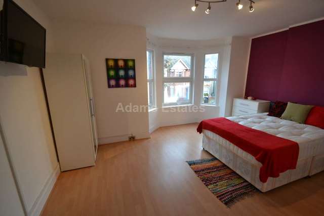  Image of 1 bedroom House Share to rent in Wantage Road Reading RG30 at Wantage Road  Reading, RG30 2SE