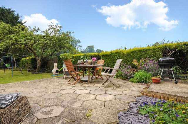  Image of 4 bedroom Semi-Detached house for sale in Fontwell Avenue Eastergate Chichester PO20 at Fontwell Avenue  Eastergate, PO20 3RZ