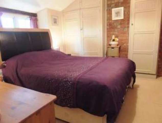  Image of 3 bedroom Cottage for sale in High Street Watchfield Swindon SN6 at High Street Watchfield SWINDON, SN6 8SW