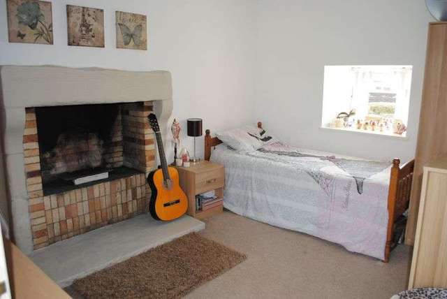  Image of 4 bedroom Cottage for sale in Main Street Symington Biggar ML12 at Main Street Symington Biggar, ML12 6LJ
