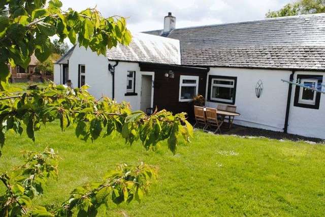  Image of 4 bedroom Cottage for sale in Main Street Symington Biggar ML12 at Main Street Symington Biggar, ML12 6LJ