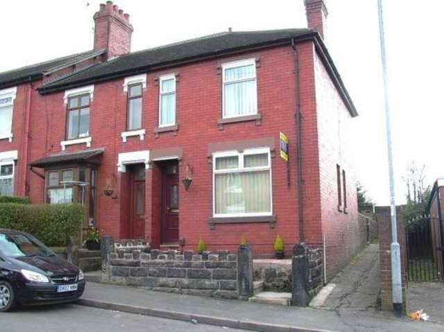  Image of 2 bedroom End of Terrace to rent in Well Street Biddulph Stoke-on-Trent ST8 at Biddulph  Stoke On Trent, ST8 6HS