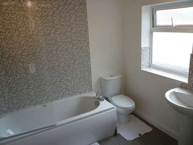 Image of 2 bedroom End of Terrace to rent in Well Street Biddulph Stoke-on-Trent ST8 at Biddulph  Stoke On Trent, ST8 6HS