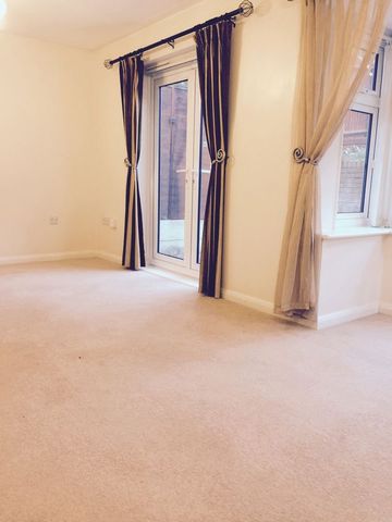  Image of 3 bedroom Detached house to rent in Aster Way Walsall WS5 at Aster Way  Walsall, WS5 4RX