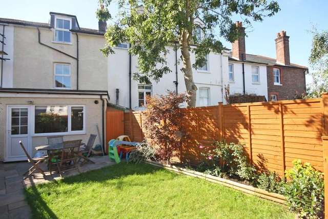  Image of 4 bedroom Detached house for sale in Lesbourne Road Reigate RH2 at Reigate, RH2 7JX