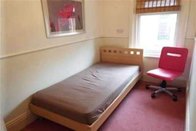  Image of 4 bedroom Detached house to rent in Iddesleigh Road Winton Bournemouth BH3 at Bournemouth, BH3 7NQ