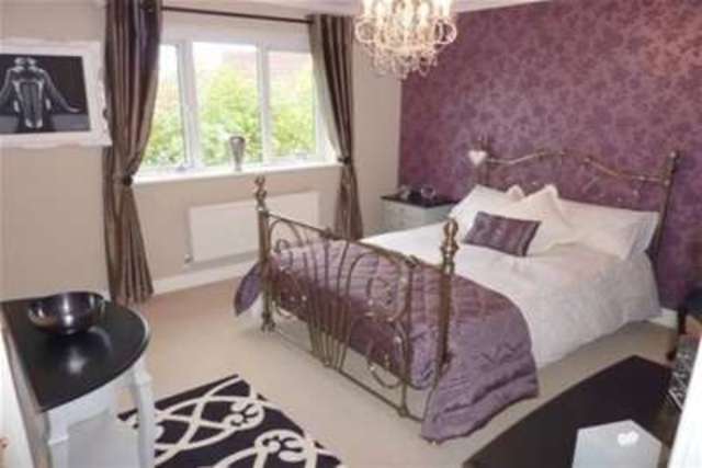  Image of 5 bedroom Detached house to rent in Demontfort Way Uttoxeter ST14 at Uttoxeter, ST14 8XY