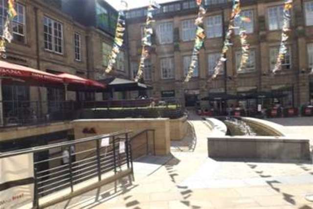  Image of 1 bedroom Flat to rent in West Street Sheffield S1 at Sheffield, S1 4EZ