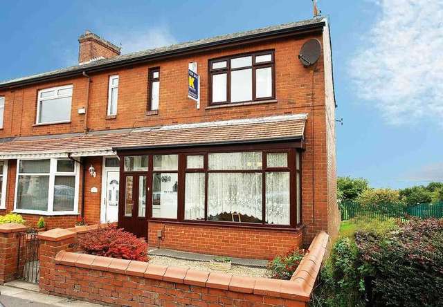  Image of 3 bedroom Town House for sale in Ripponden Road Oldham OL1 at Moorside Oldham Oldham, OL1 4JU