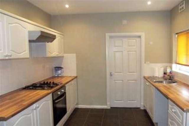  Image of 2 bedroom Flat to rent in Alcester Road Studley B80 at Studley, B80 7AG