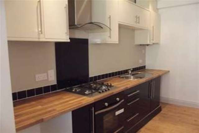  Image of 2 bedroom Flat to rent in Alcester Road Studley B80 at Studley, B80 7AG