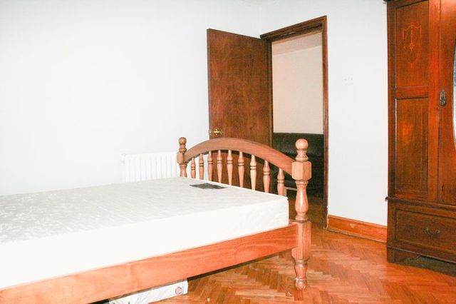  Image of 1 bedroom Flat to rent in Alkham Road London N16 at Alkham Road  London, N16 6XF