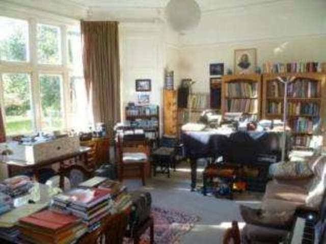  Image of 2 bedroom Flat for sale in Quarry Hill St. Leonards-on-Sea TN38 at Quarry Hill St. Leonards-on-Sea St Leonards, TN38 0HQ