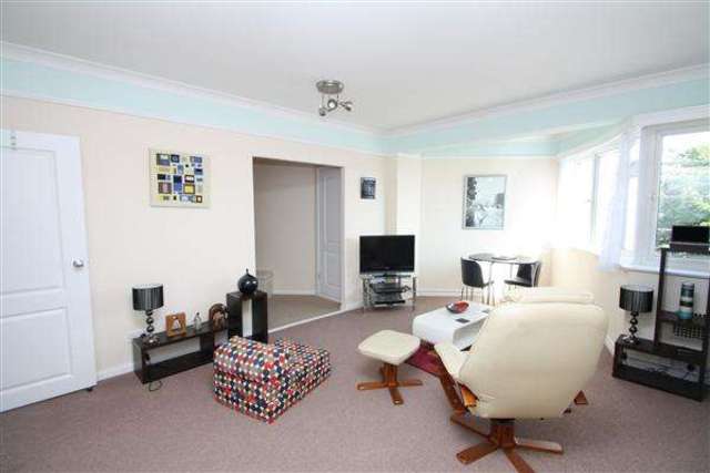  Image of 1 bedroom Flat for sale in Mill Road Worthing BN11 at West Worthing, BN11 5HG