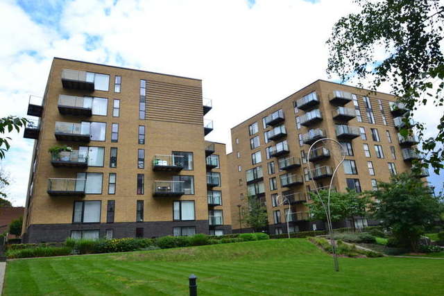  Image of 2 bedroom Flat to rent in Conington Road London SE13 at Silvermill  Lewisham, SE13 7FL