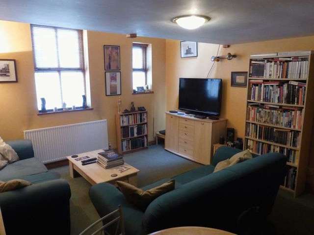  Image of 2 bedroom Terraced house for sale in Mount Street Bangor LL57 at Mount Street  Bangor, LL57 1BQ