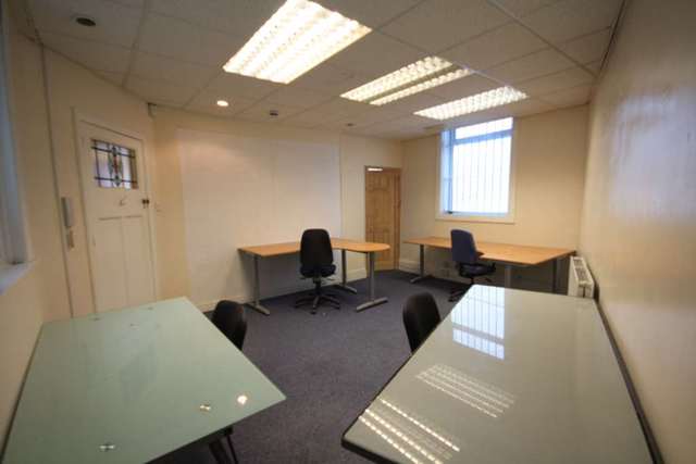  Image of Detached house to rent in Warwick Street Prestwich Manchester M25 at Warwick St  Manchester, M25 3HN
