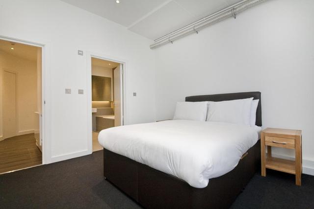  Image of 2 bedroom Flat to rent in Banner Street London EC1Y at Shoreditch London Old Street, EC1Y 8QE