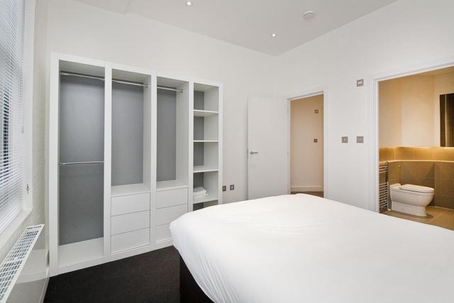  Image of 2 bedroom Flat to rent in Banner Street London EC1Y at Shoreditch London Old Street, EC1Y 8QE