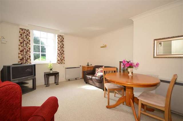  Image of 2 bedroom Apartment for sale in Barham Mews Teston Maidstone ME18 at Teston Maidstone Maidstone, ME18 5BL