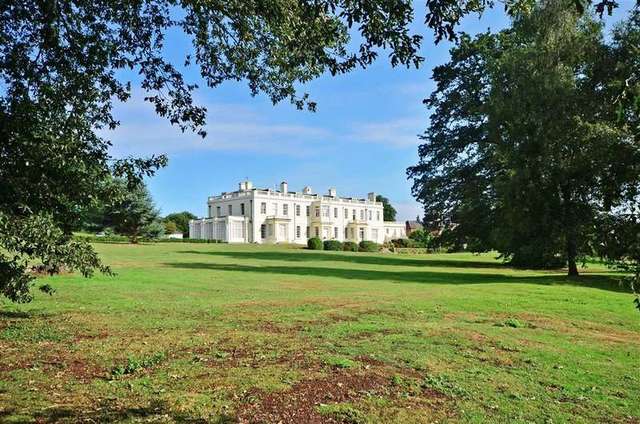 Image of 2 bedroom Apartment for sale in Barham Mews Teston Maidstone ME18 at Teston Maidstone Maidstone, ME18 5BL