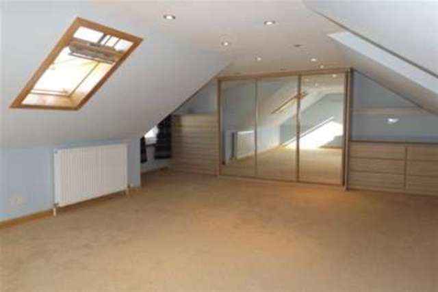  Image of 4 bedroom Flat to rent in Barn Street Strathaven ML10 at Strathaven, ML10 6LU