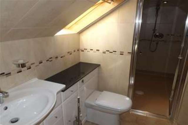  Image of 4 bedroom Flat to rent in Barn Street Strathaven ML10 at Strathaven, ML10 6LU