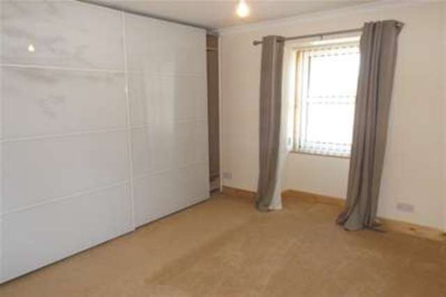  Image of 4 bedroom Flat to rent in Barn Street Strathaven ML10 at Strathaven, ML10 6LU