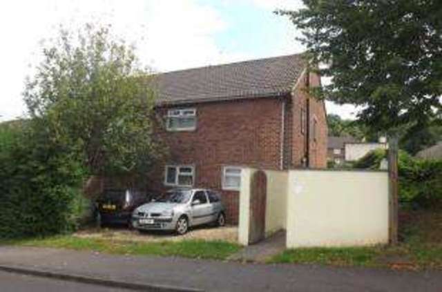  Image of 1 bedroom Flat for sale in Barrowmead Drive Bristol BS11 at Bristol Somerset Shirehampton, BS11 0JF