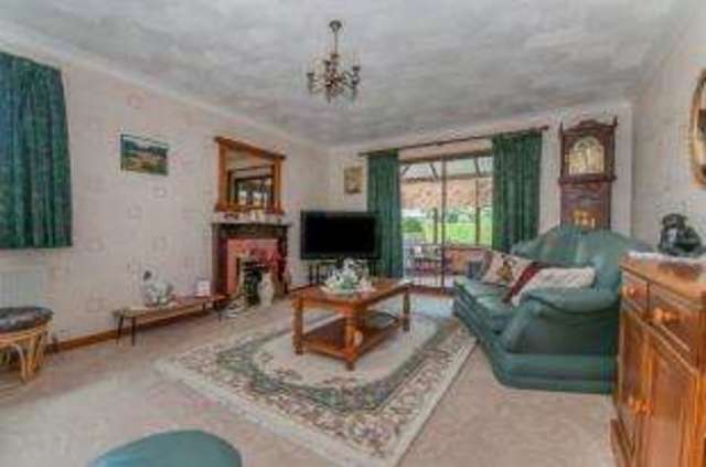  Image of 3 bedroom Bungalow for sale in Basin Road Outwell Wisbech PE14 at Outwell Wisbech Outwell, PE14 8TJ