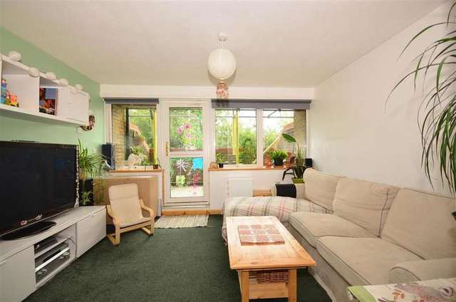  Image of 2 bedroom Maisonette for sale in Bazes Shaw New Ash Green Longfield DA3 at New Ash Green Longfield Longfield, DA3 8QZ