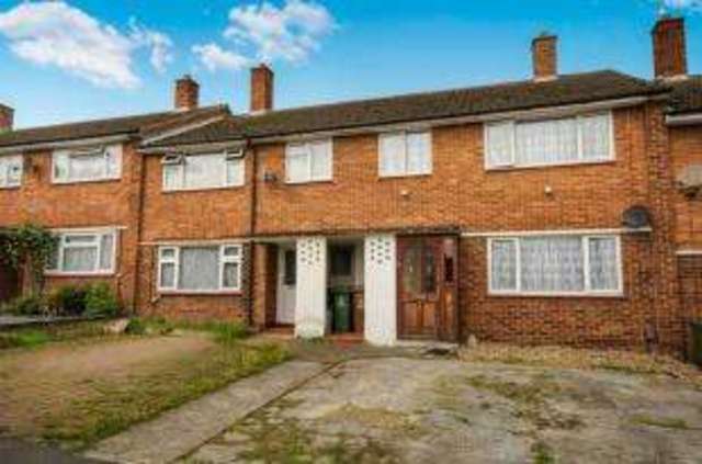  Image of 3 bedroom Terraced house for sale in Bedens Road Sidcup DA14 at Sidcup  North Cray, DA14 5JQ