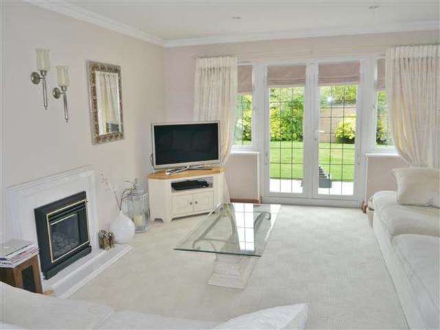  Image of 5 bedroom Detached house for sale in Belton Lane Grantham NG31 at Manthorpe, NG31 9PL