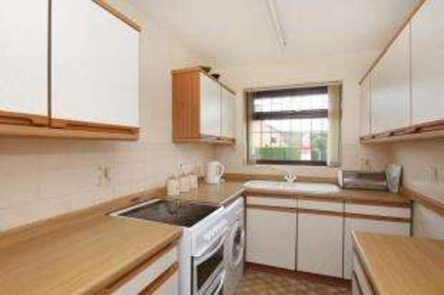  Image of 1 bedroom Bungalow for sale in Berry Holme Court Chapeltown Sheffield S35 at Chapeltown Sheffield Chapeltown, S35 1AN