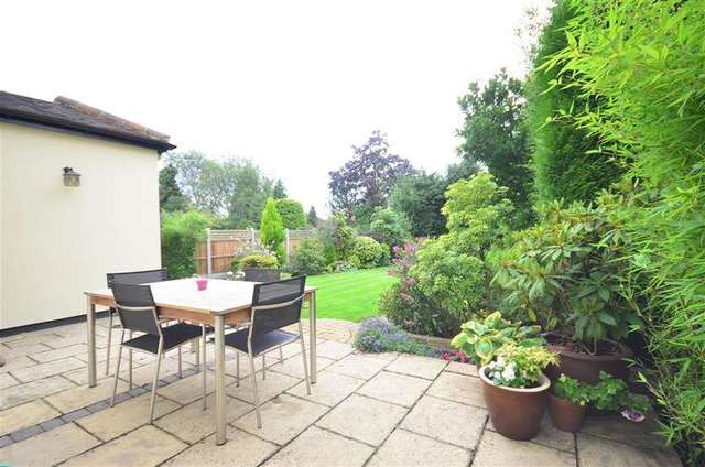  Image of 4 bedroom Detached house for sale in Beulah Road Epping CM16 at Epping Essex Epping, CM16 6RH