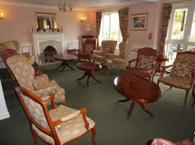  Image of 1 bedroom Flat for sale in Regency Crescent Christchurch BH23 at 46 Regency Crescent  Christchurch, BH23 2UG