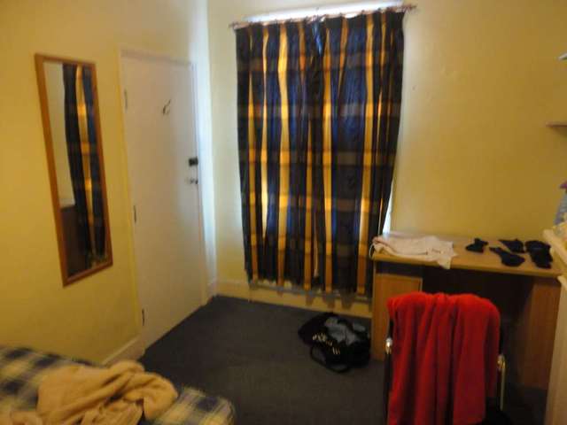  Image of 5 bedroom Terraced house to rent in Blenheim Road Reading RG1 at Blenheim Road  Reading, RG1 5NG