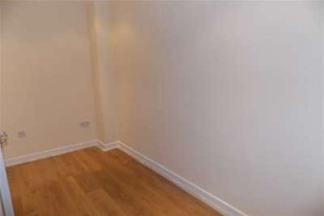  Image of 2 bedroom Flat to rent in Borough Road Middlesbrough TS1 at Middlesbrough, TS1 4AF