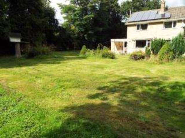  Image of 3 bedroom Detached house for sale in Brackley Hatch Brackley NN13 at Brackley Northamptonshire Syresham, NN13 5TU