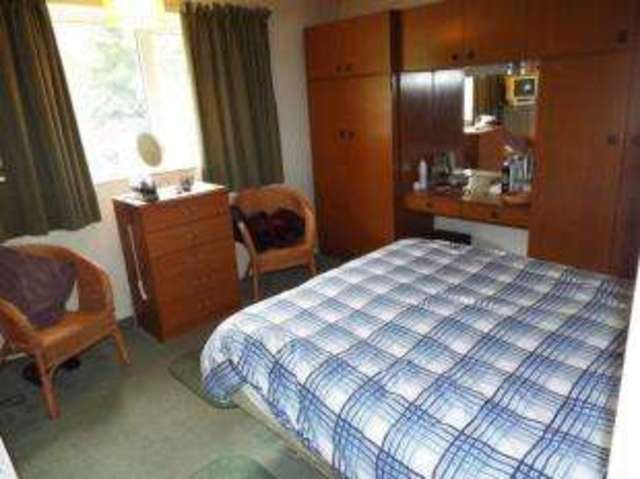  Image of 3 bedroom Detached house for sale in Brackley Hatch Brackley NN13 at Brackley Northamptonshire Syresham, NN13 5TU