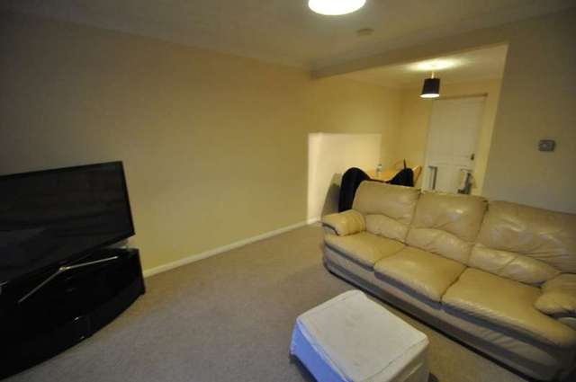  Image of 3 bedroom Semi-Detached house to rent in Bramblewood Way Halesworth IP19 at Halesworth Suffolk, IP19 8JT