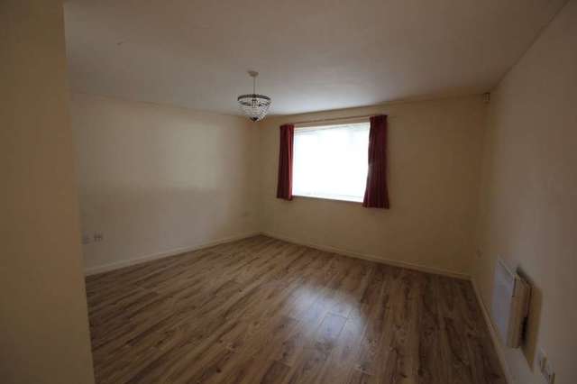  Image of 2 bedroom Apartment to rent in Branagh Court Reading RG30 at Constitution Road  Reading, RG30 2QX