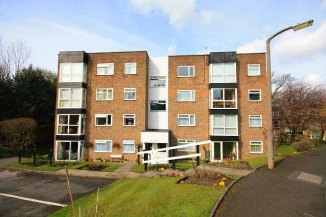  Image of 2 bedroom Apartment for sale in Lowther Road Prestwich Manchester M25 at Brentwood Court  Manchester, M25 9PX