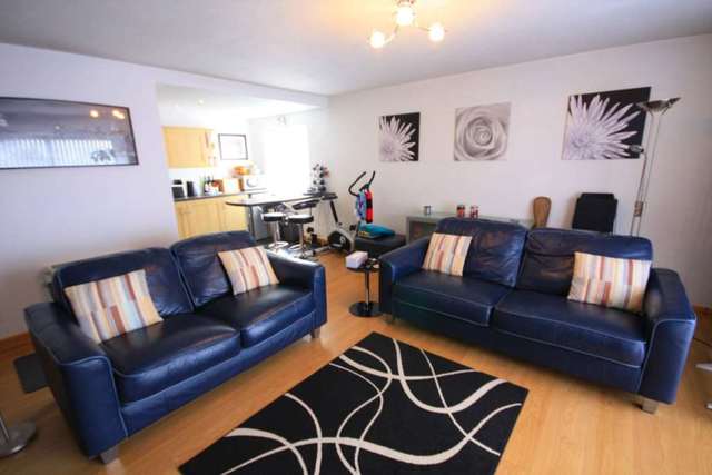 Image of 2 bedroom Apartment for sale in Lowther Road Prestwich Manchester M25 at Brentwood Court  Manchester, M25 9PX