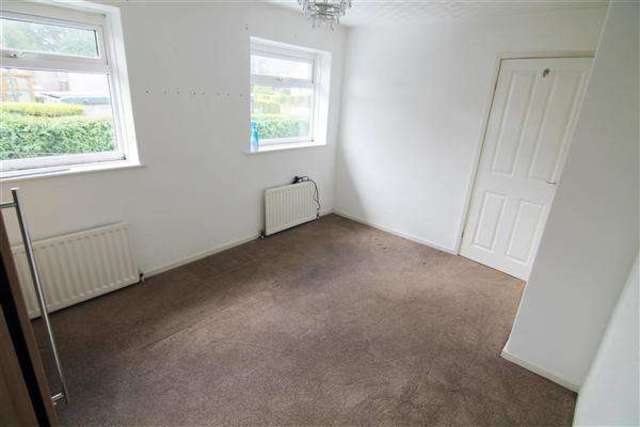  Image of 3 bedroom Semi-Detached house for sale in Broadley Crescent Halifax HX2 at Mount Tabor, HX2 0RL