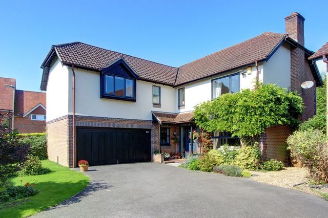  Image of 5 bedroom Detached house for sale in Campion Drive Romsey SO51 at Campion Drive  Romsey, SO51 7RD