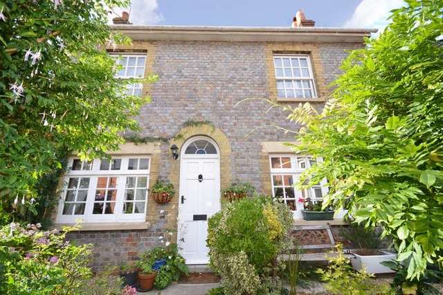  Image of 3 bedroom Cottage for sale in Castle Road Newport PO30 at Carisbrooke Isle Of Wight, PO30 1DT