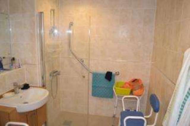  Image of 1 bedroom Flat for sale in Carnarvon Road Clacton-on-Sea CO15 at Carnarvon Road Clacton-On-Sea Clacton-on-Sea, CO15 6EE